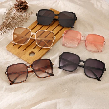 Retro Prevelik sončna Očala Za Ženske Luksuzni Oblikovalec Letnik Kvadratnih sončna Očala Klasičnih Očal za Lady UV400 Velik Okvir Odtenki